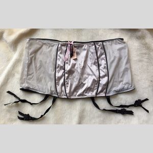 NWT Victoria’s Secret Silver Garter Belt Skirt L